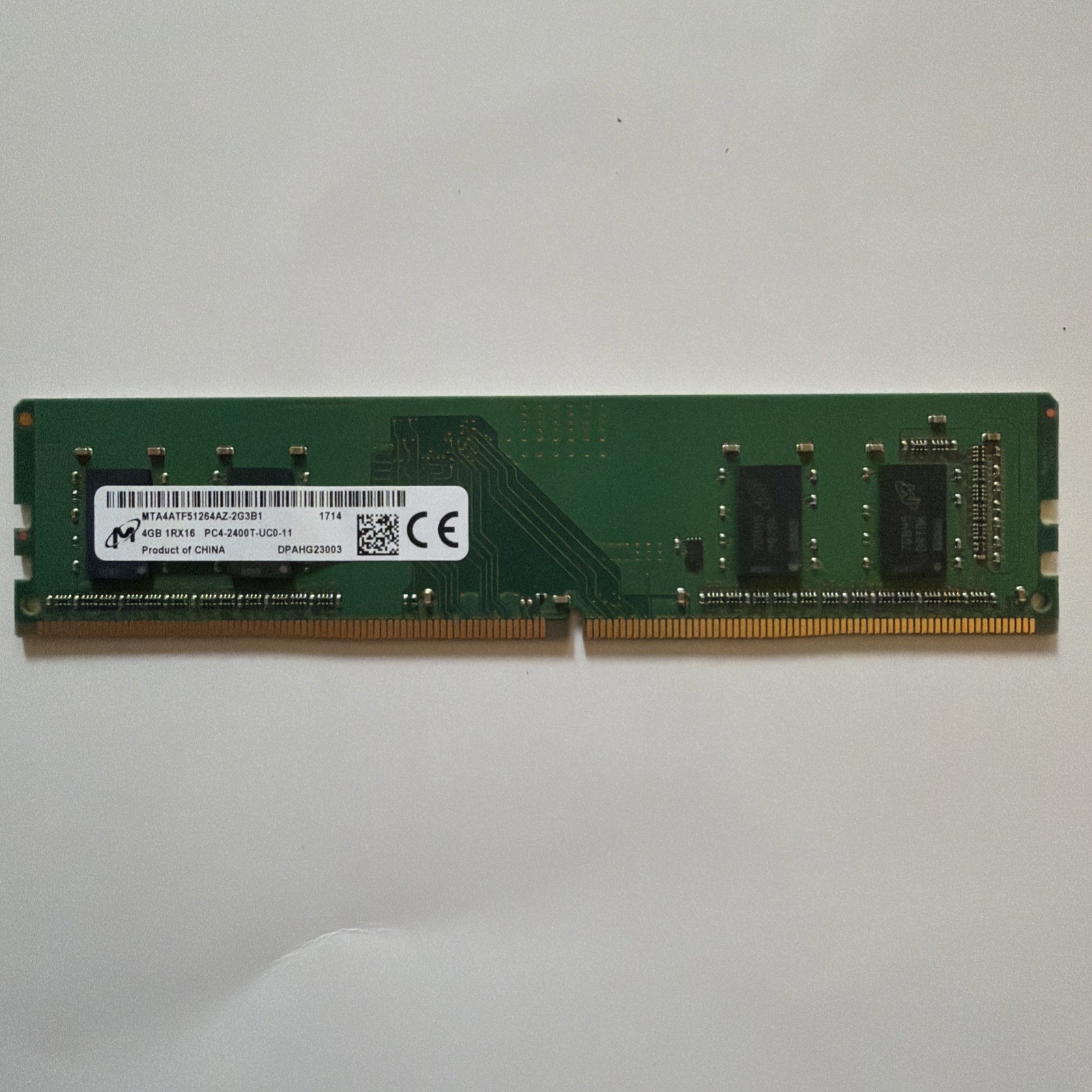 Micron 4 GB PC4-19200 2400Mhz Memory (MTA4ATF51264AZ-2G3B1) – UDIMM – TESTED