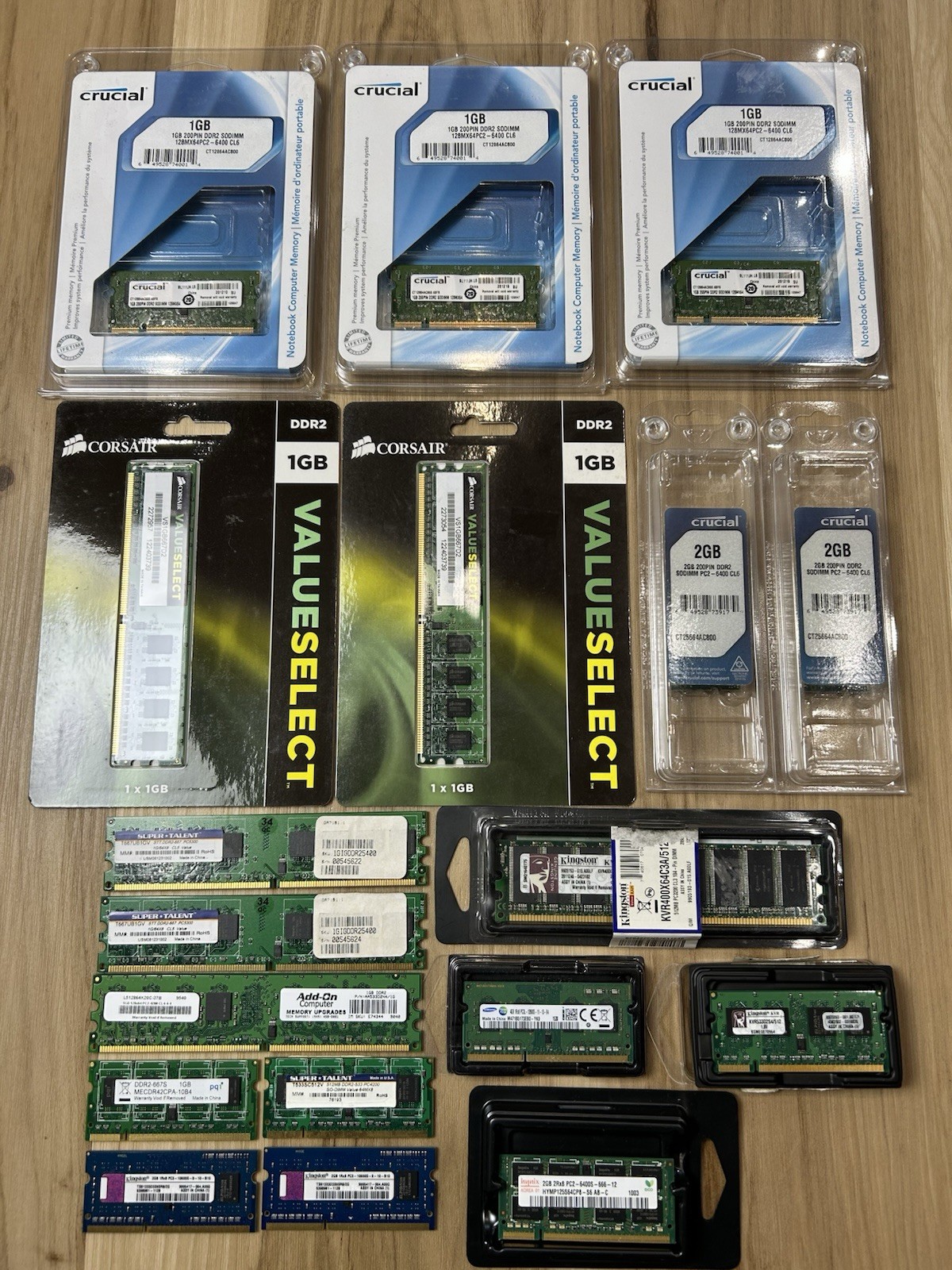 Lot of 18 4GB 2GB 1GB 512MB DDR2 Desktop Memory RAM Mixed Brands Samsung