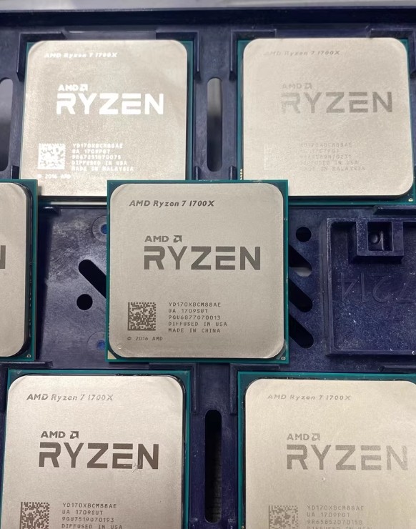 AMD Ryzen 7 1700X AM4 CPU Processor R7 1700X 3.4 GHz 8-core 16MB Desktop 95W