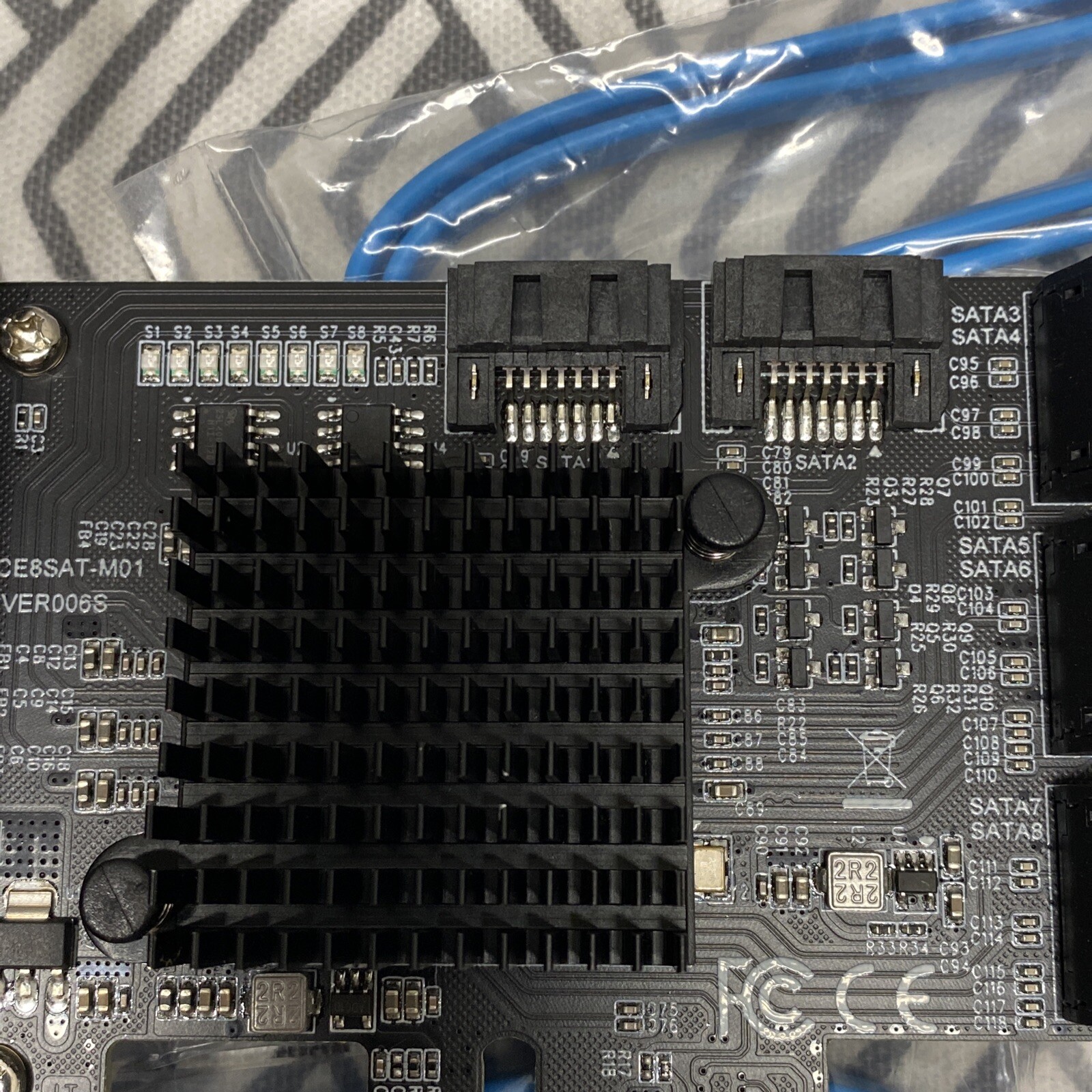 PCI-E 2X 4X 8X 16X PCI-E to SATA 3.0 8 Ports Expansion Adapter+8 Cables