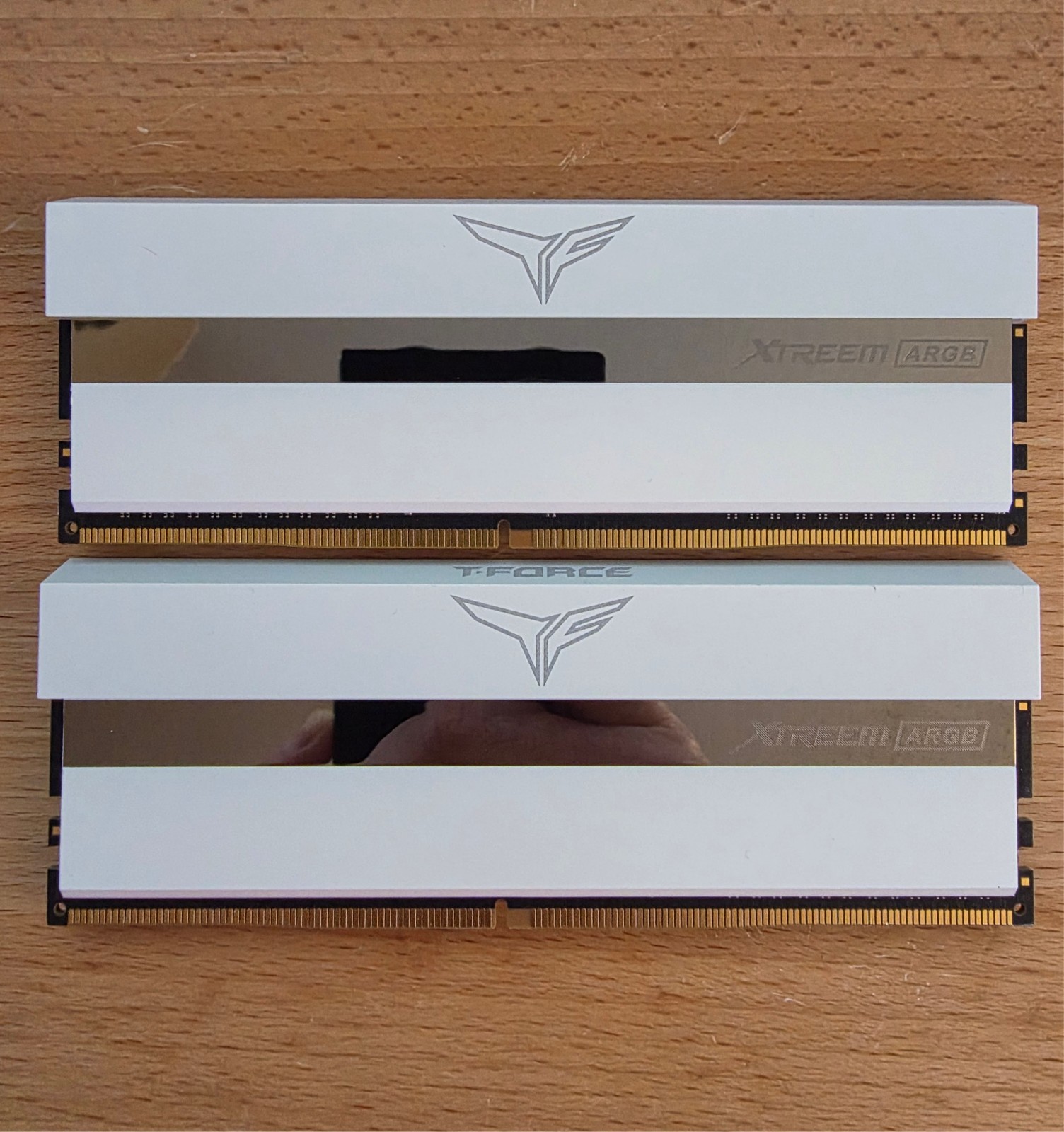 TEAMGROUP T‑Force XTREEM ARGB 32GB (2×16GB) DDR4‑3600 CL18 – White – Matched Kit