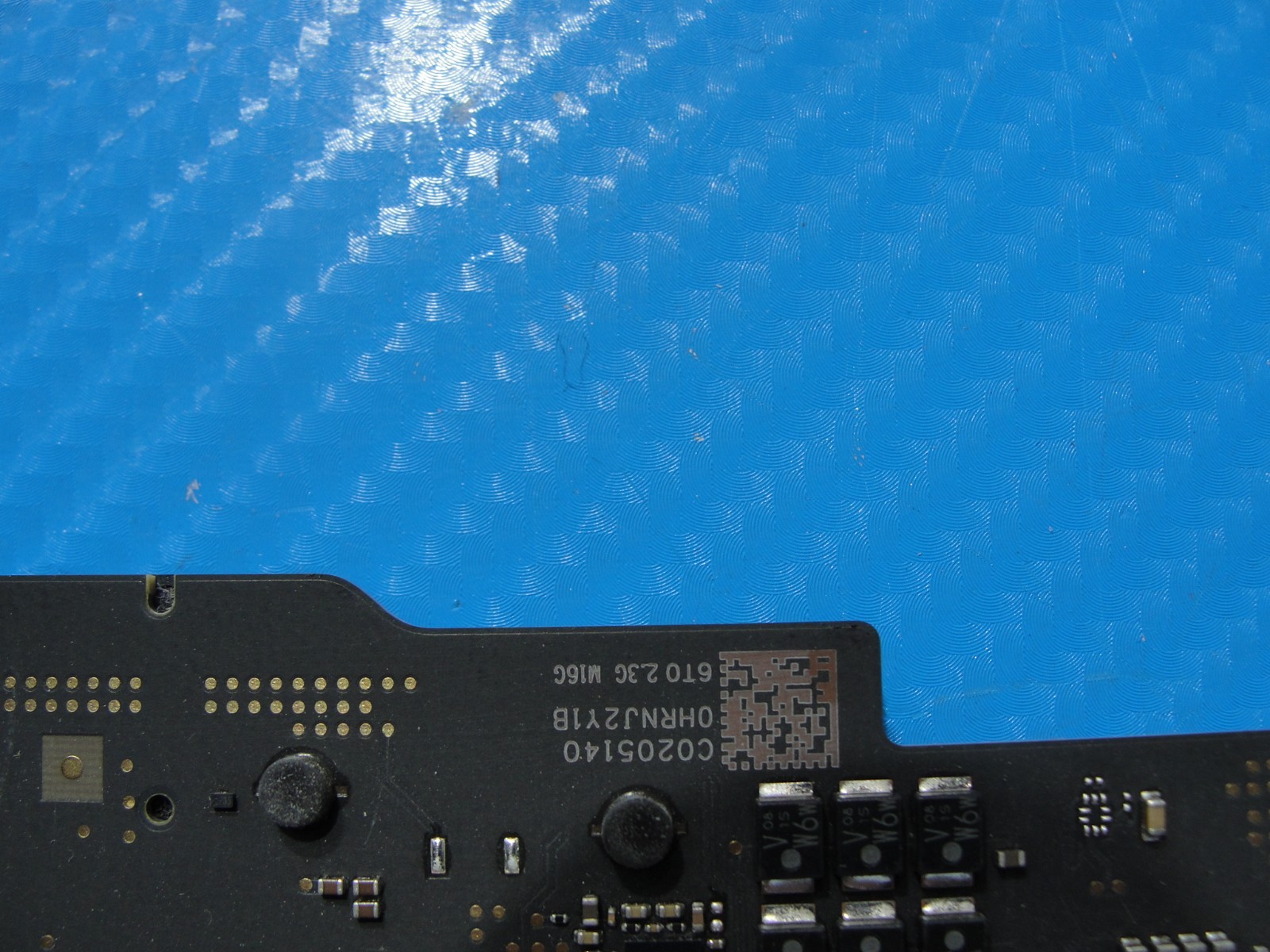 MacBook Pro A2141 2019 16″ i9-9880H 2.3 16GB 1TB 5500M 4GB Logic Board 661-14132