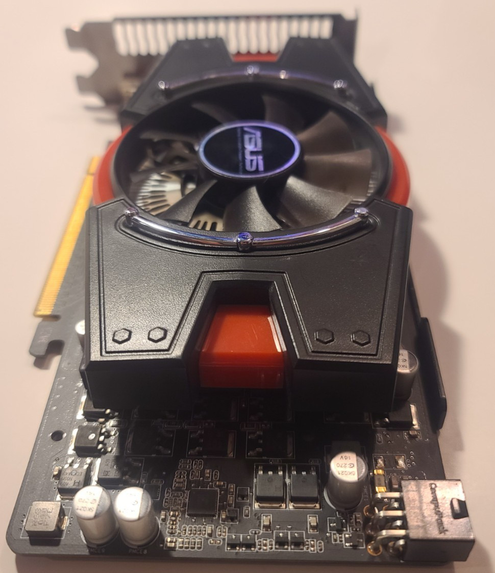 ASUS/NVIDIA GeForce GTS 450/1GB/GDDR5/Samsung/GPU106/PCIex16/128Bit/Video Card