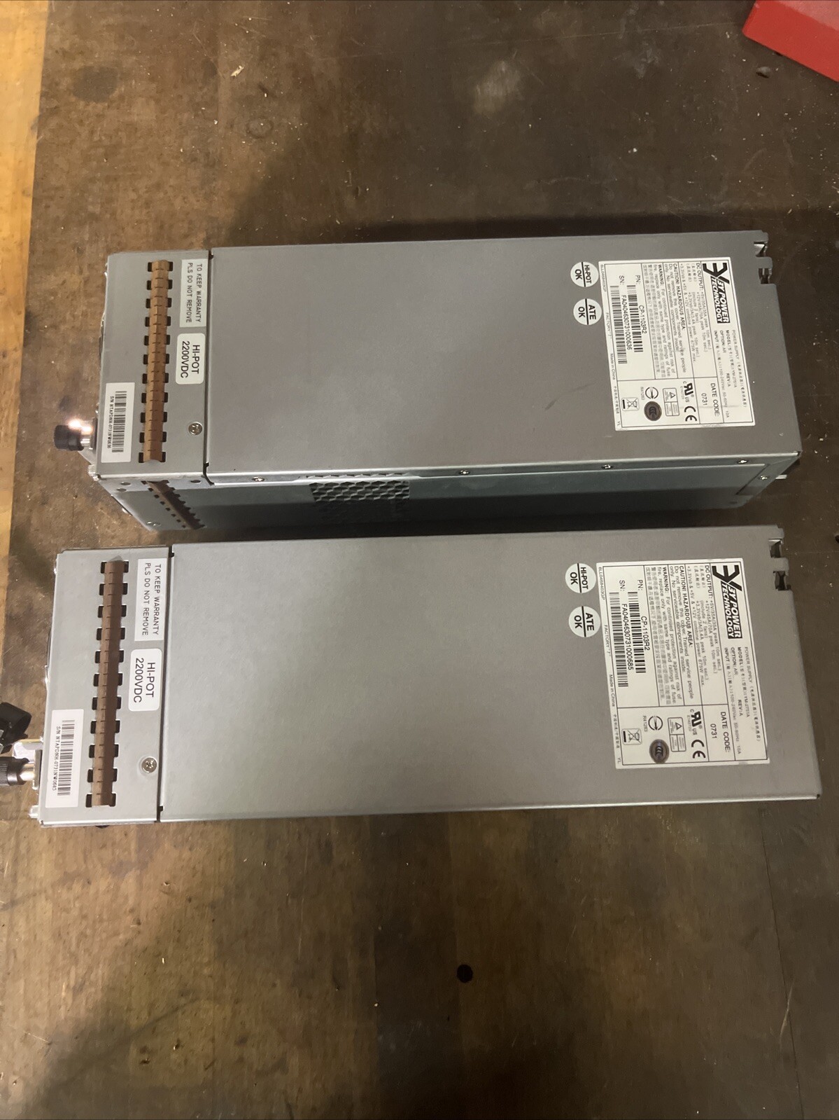 2x YM-2751A 3Y Power Technology Power Supply