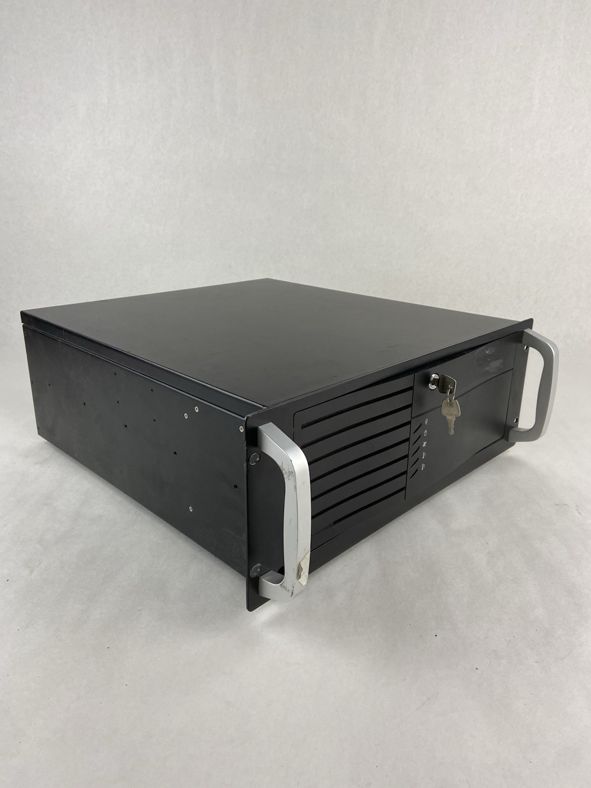 U-Rack U4004N1 4U Rack Mount Server Chassis Thermaltake TR2-500 500W PSU