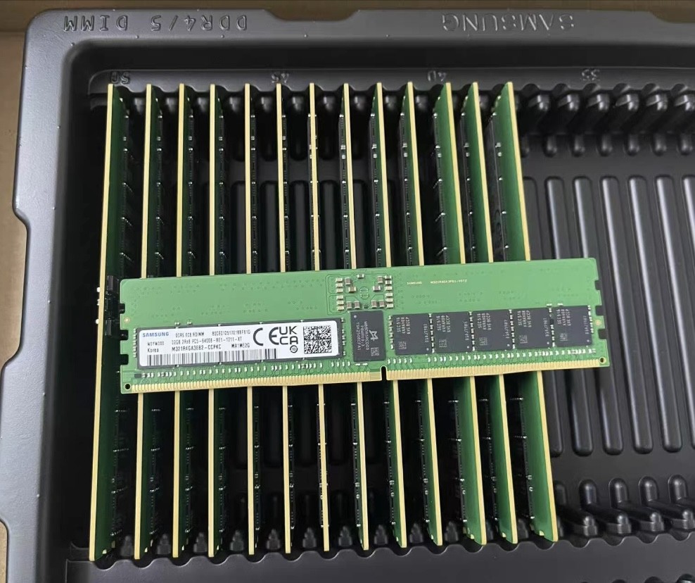 Samsung 32GB 6400MHz DDR5 RDIMM 2Rx4 6400Mbps M321R4GA3EB2-CCP RAM