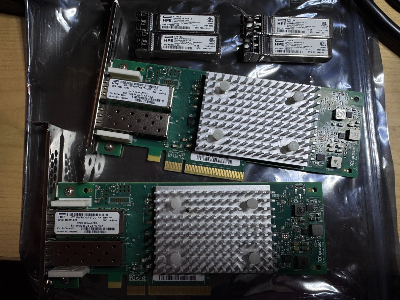 2 HPE SN1100Q 16GB DUAL PORT FIBRE CHANNEL HOST BUS ADAPTER 853011-001 w/SFPs