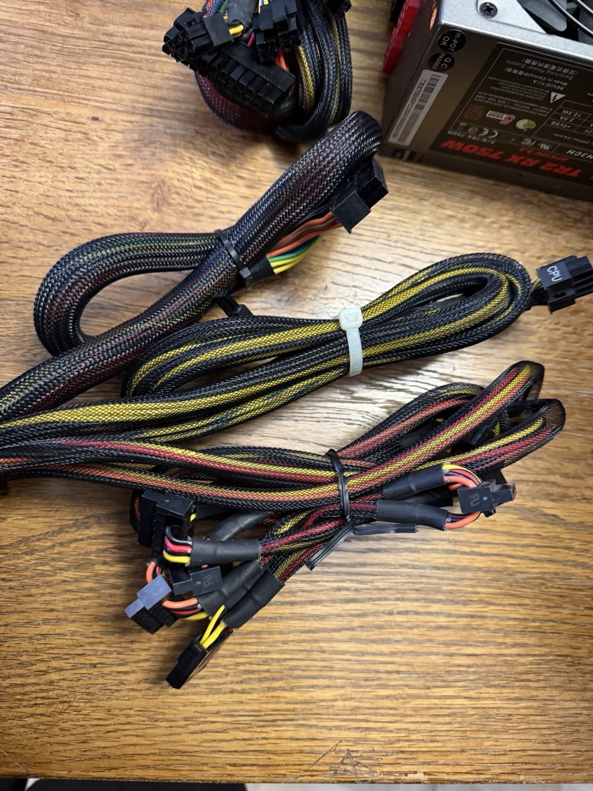 Corsair VS450 450W ATX Power Supply CP-9020170 75-003435 RPS0100