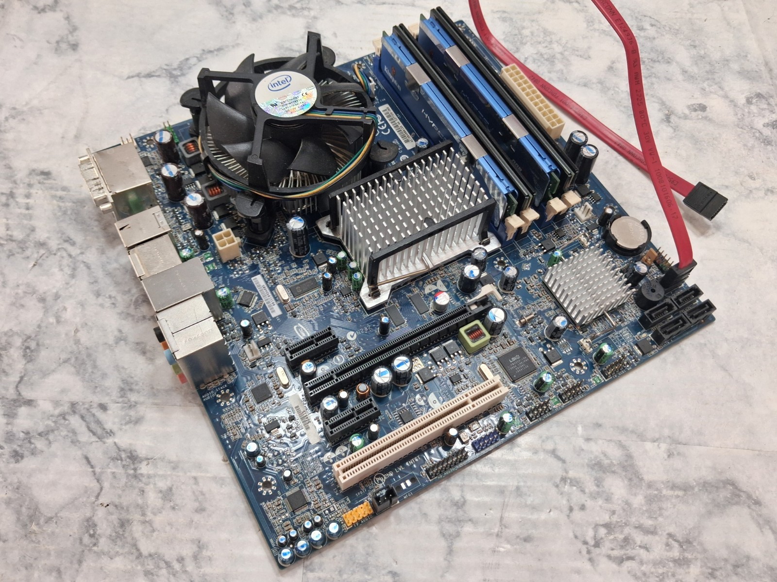 E210882 Motherboard Intel Desktop Board E27729