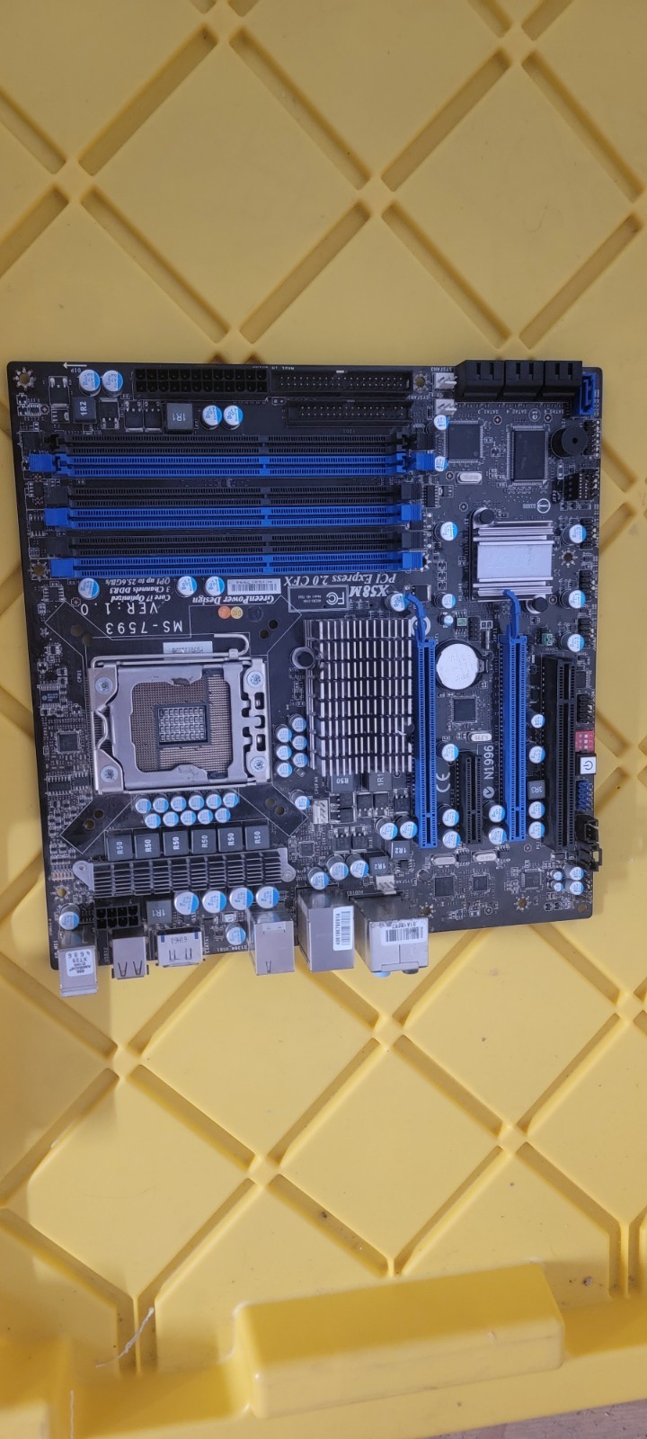 MSI X58M Motherboard (MS-7593) – LGA 1366 Intel X58 – Micro ATX