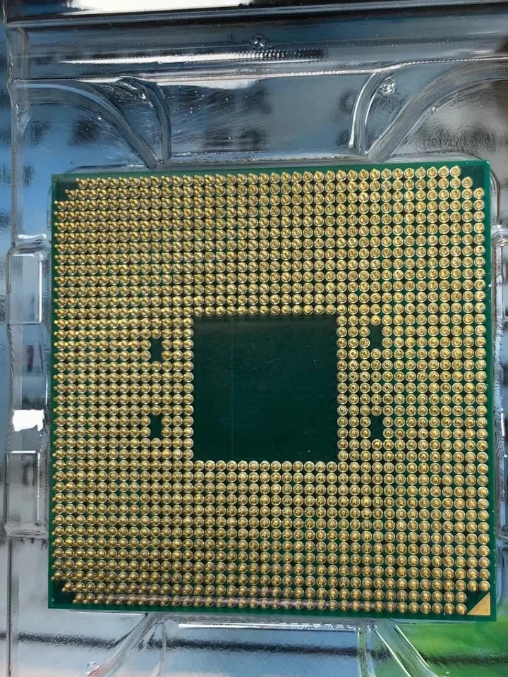 CPU processor AMD Ryzen 7 5800X3D 8-core 16-thread 3.4-4.5Ghz 3-level cache 96MB