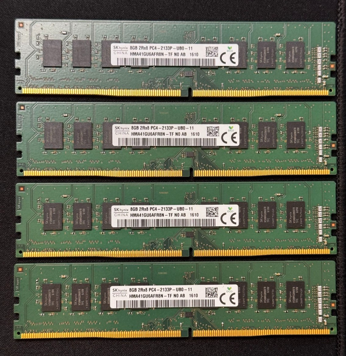 SK Hynix 32GB 2133 MHz DDR4 CL15 1.2V (4 x 8GB) RAM Kit (HMA41GU6AFR8N-TF)