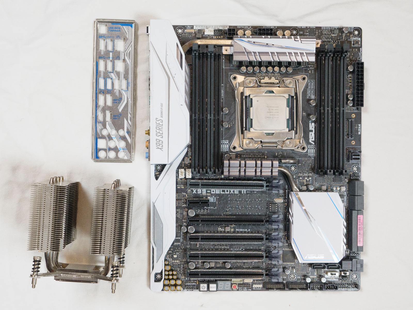 ASUS X99-DELUXE II Motherboard Intel X99 LGA 2011-V3 + E5-1650 V4 CPU + Cooler