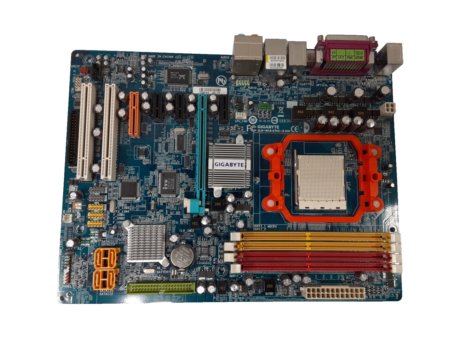 Gigabyte GA-MA69G-S3H DDR2 UDIMM AMD 690G Socket AM2+ ATX Motherboard – UNTESTED