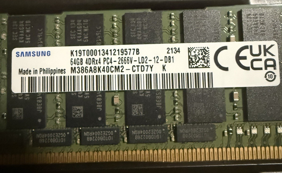 Samsung 64GB DDR4 4DRx4 2666MHz LRDIMM PC4-21300 Server ECC M386A8K40CM2-CTD7Y