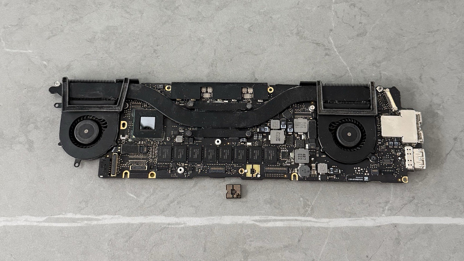 661-7007 Apple MacBook Pro A1425 2012 13″ Genuine Logic Board i7 2.9GHz 8GB RAM
