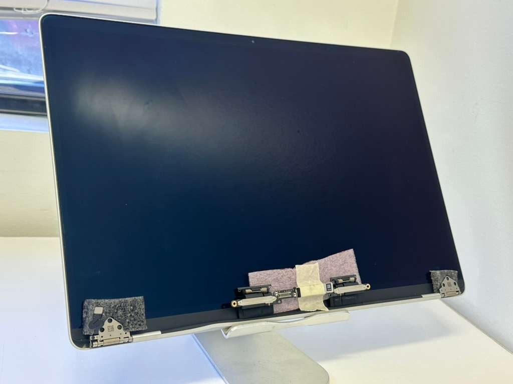 Screen LCD Display Assembly 16″ MacBook Pro A2141 2019 Silver – Grade C