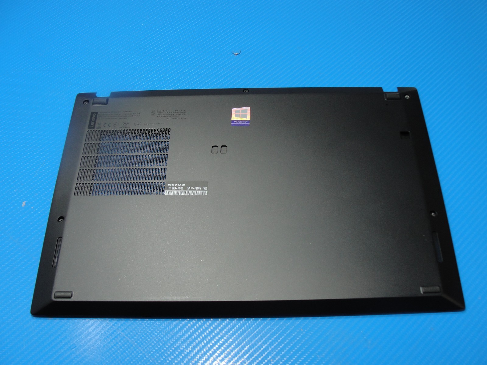 Lenovo ThinkPad 14” T495s Genuine Laptop Bottom Case Base Cover AM1CL000800