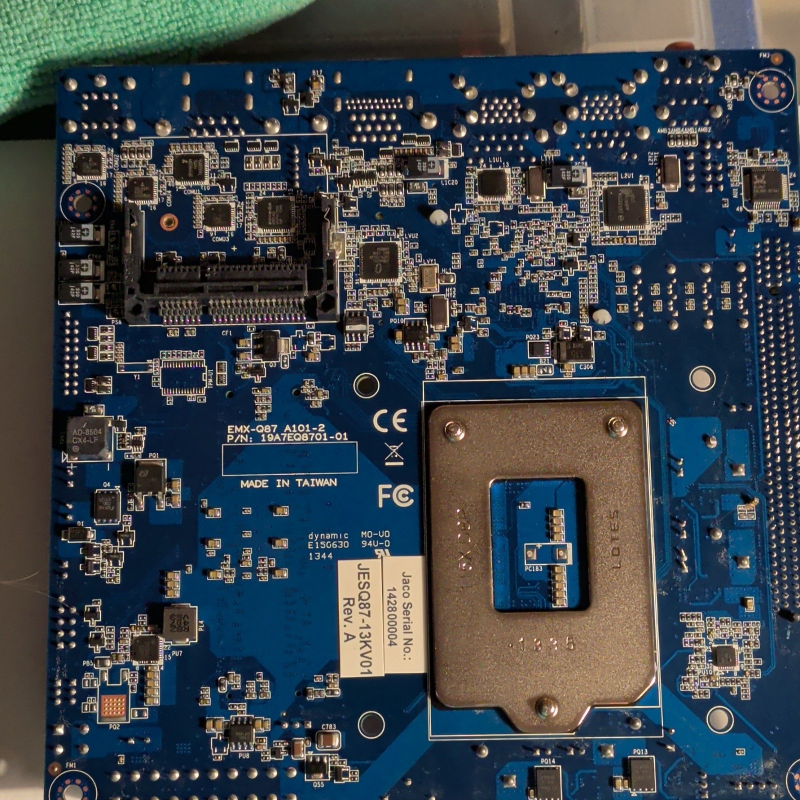 EMX-Q87 A101-2 Mini-ITX Intel LGA115x DDR3 2-DIMM HDMI VGA USB3 LAN