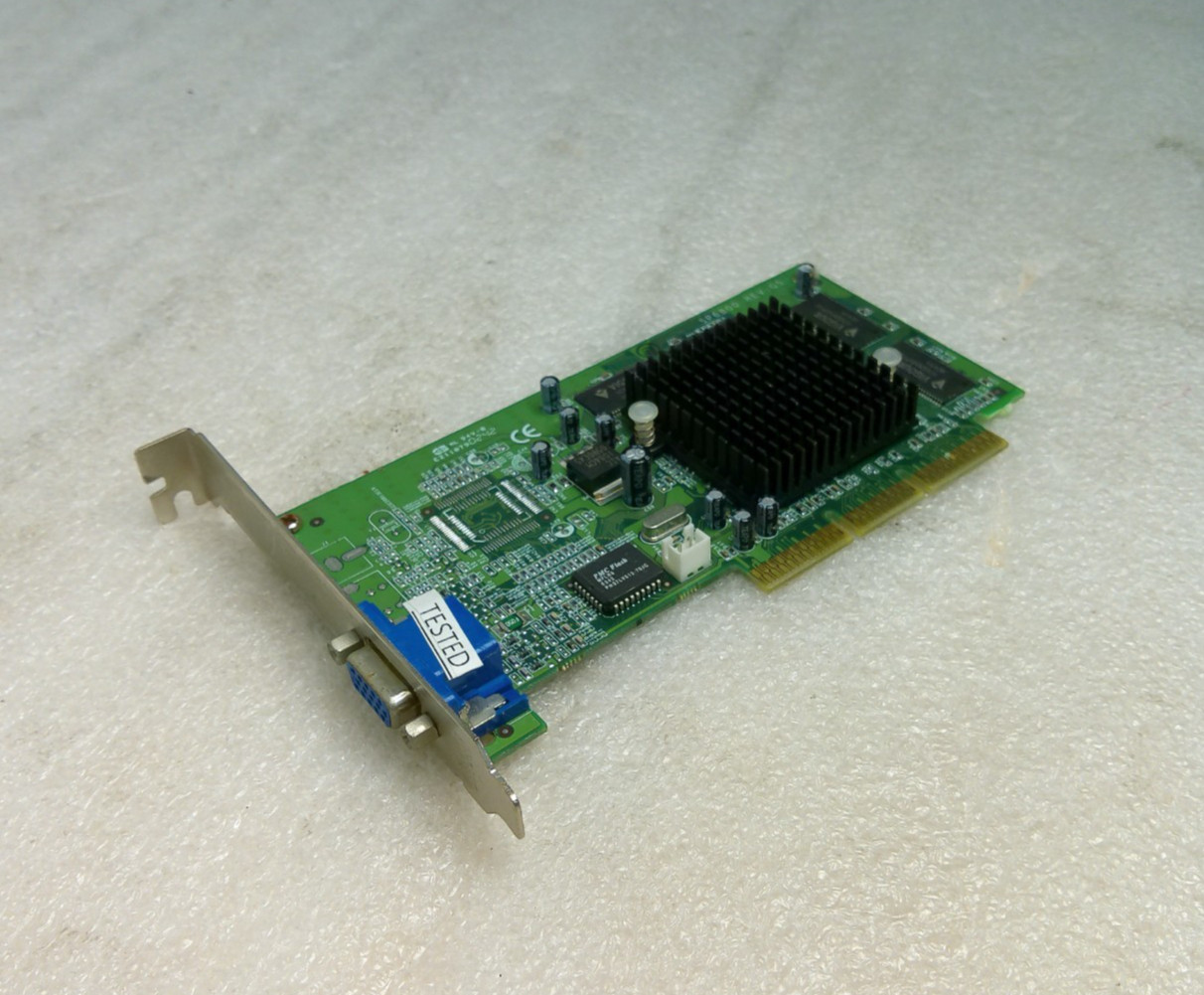EVGA e-GeForce2 MX-400 064-A4-NV52-S2 AGP Graphics Card SP6800