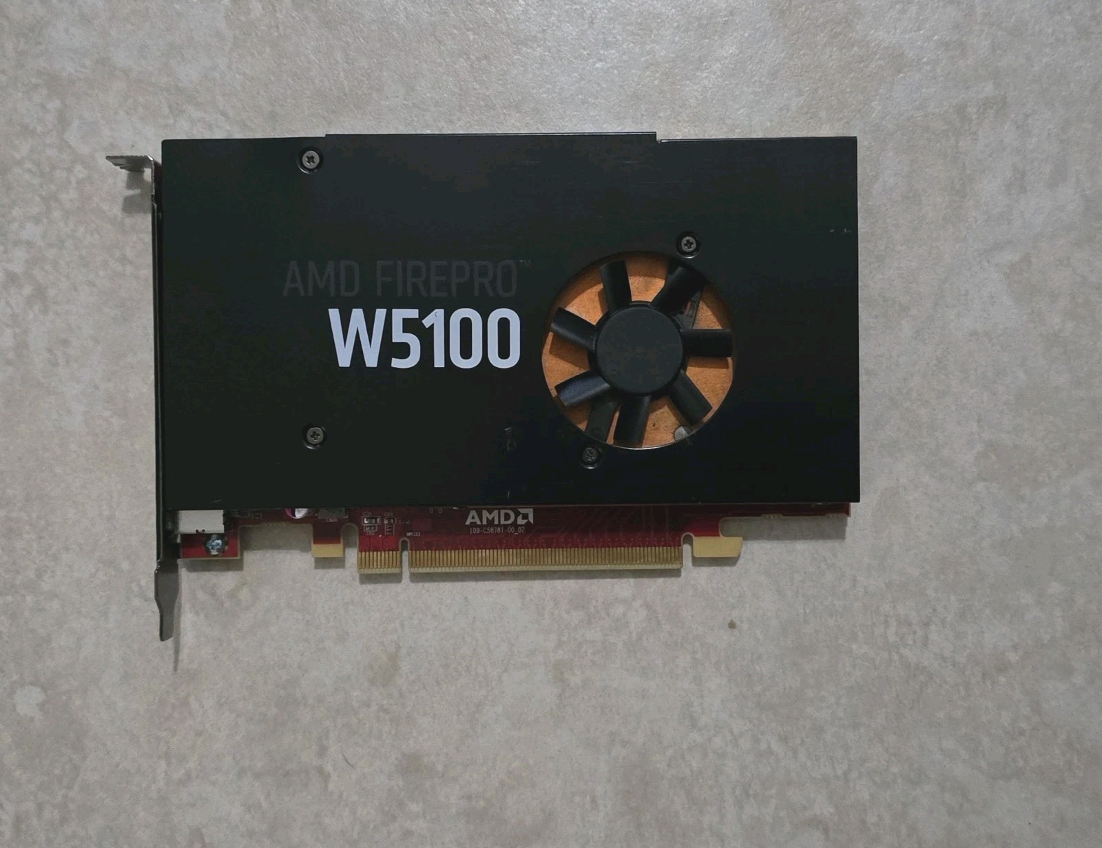 AMD FirePro W5100 4 GB GDDR5 PCI Express 3.0 x16 Desktop Video Card