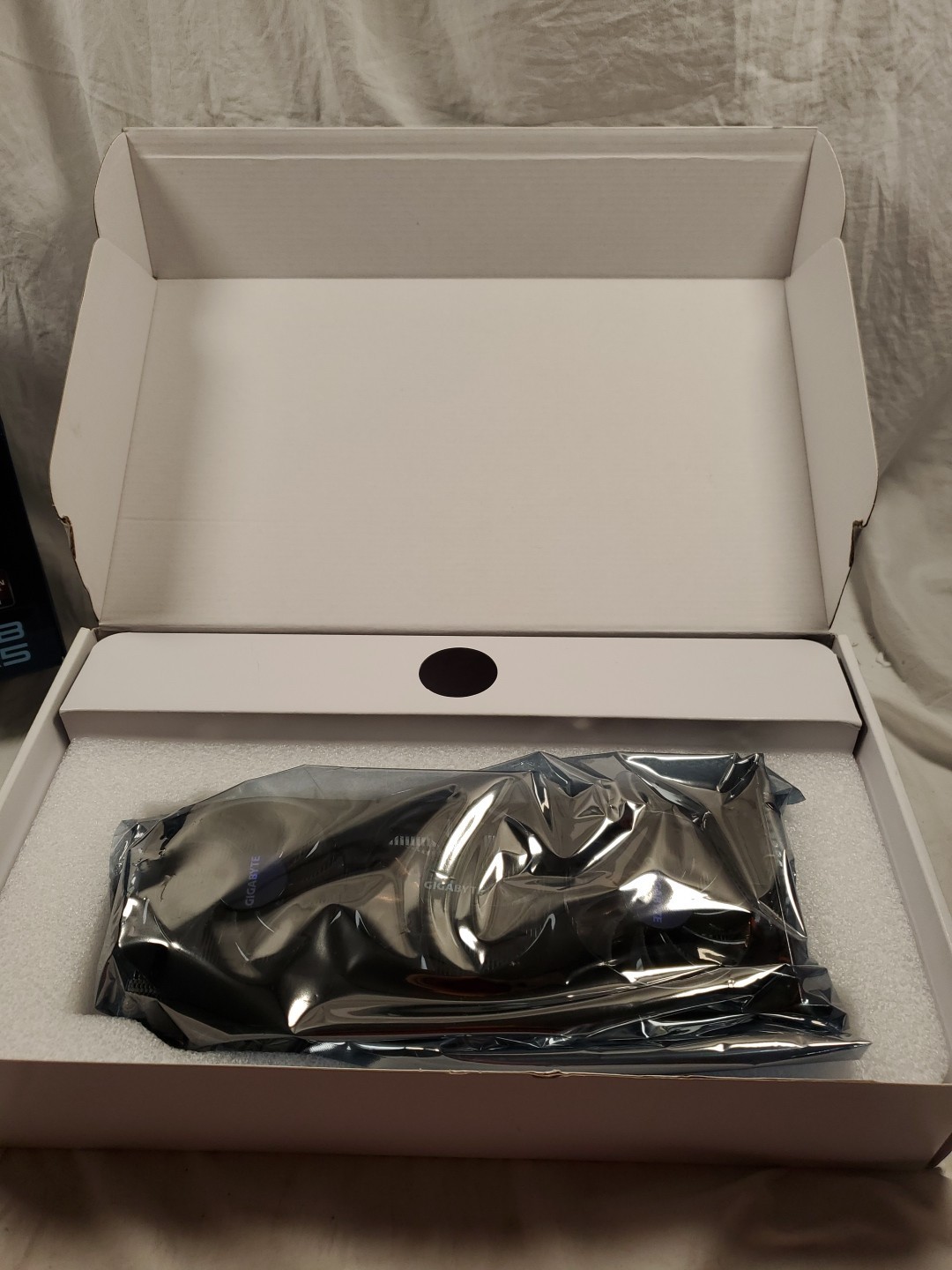 Gigabyte AMD Radeon HD 7950 (GV-R795WF3-3GD) 3GB GDDR5 SDRAM PCI Express Graphic