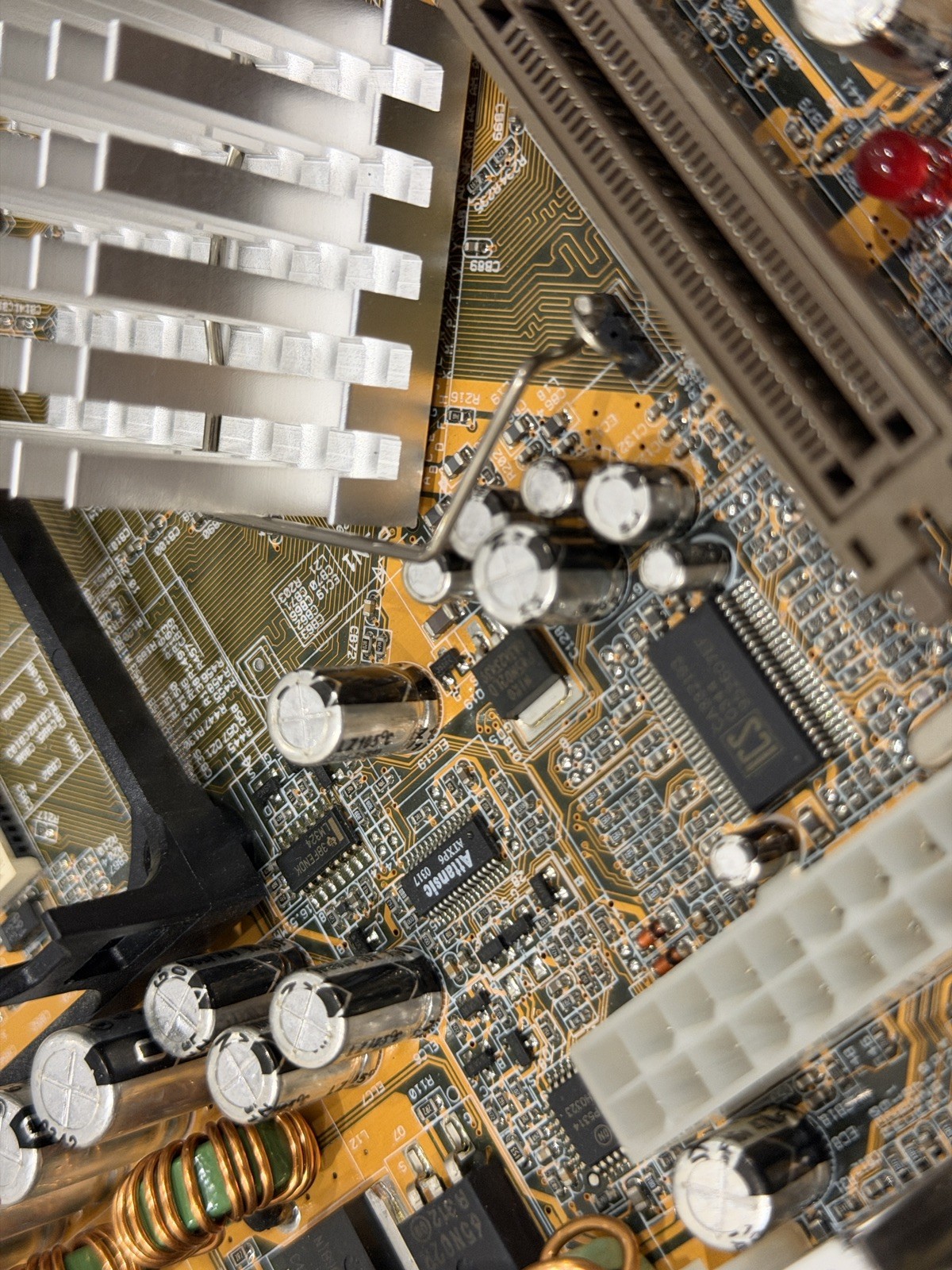 Soyo SY-P4I865PE Plus Dragon Intel Socket 478 Retro Gaming Motherboard Pentium 4