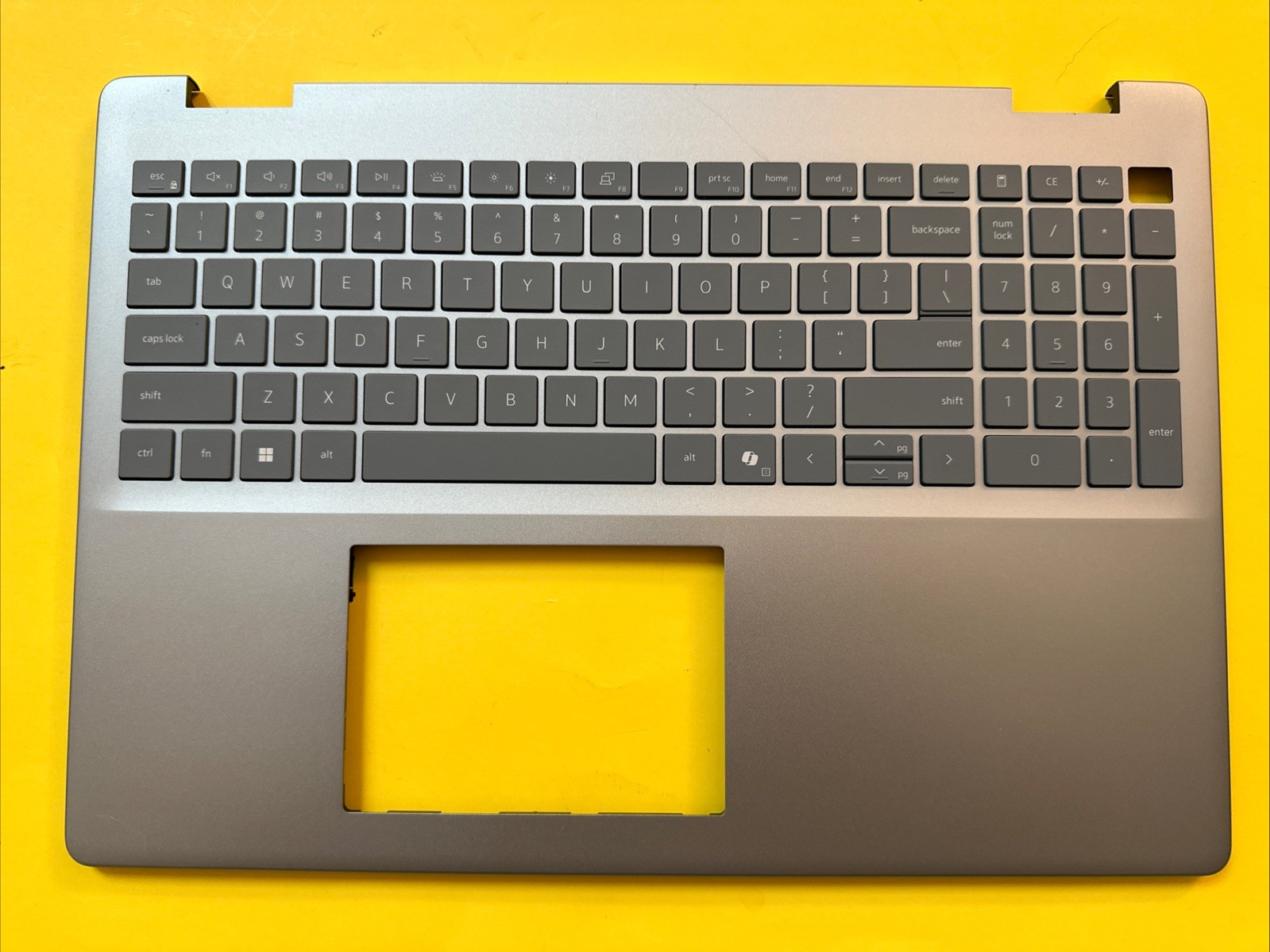 Dell Inspiron 5640 5645 Palmrest Backlit English KBD 03R3VT 3R3VT B28