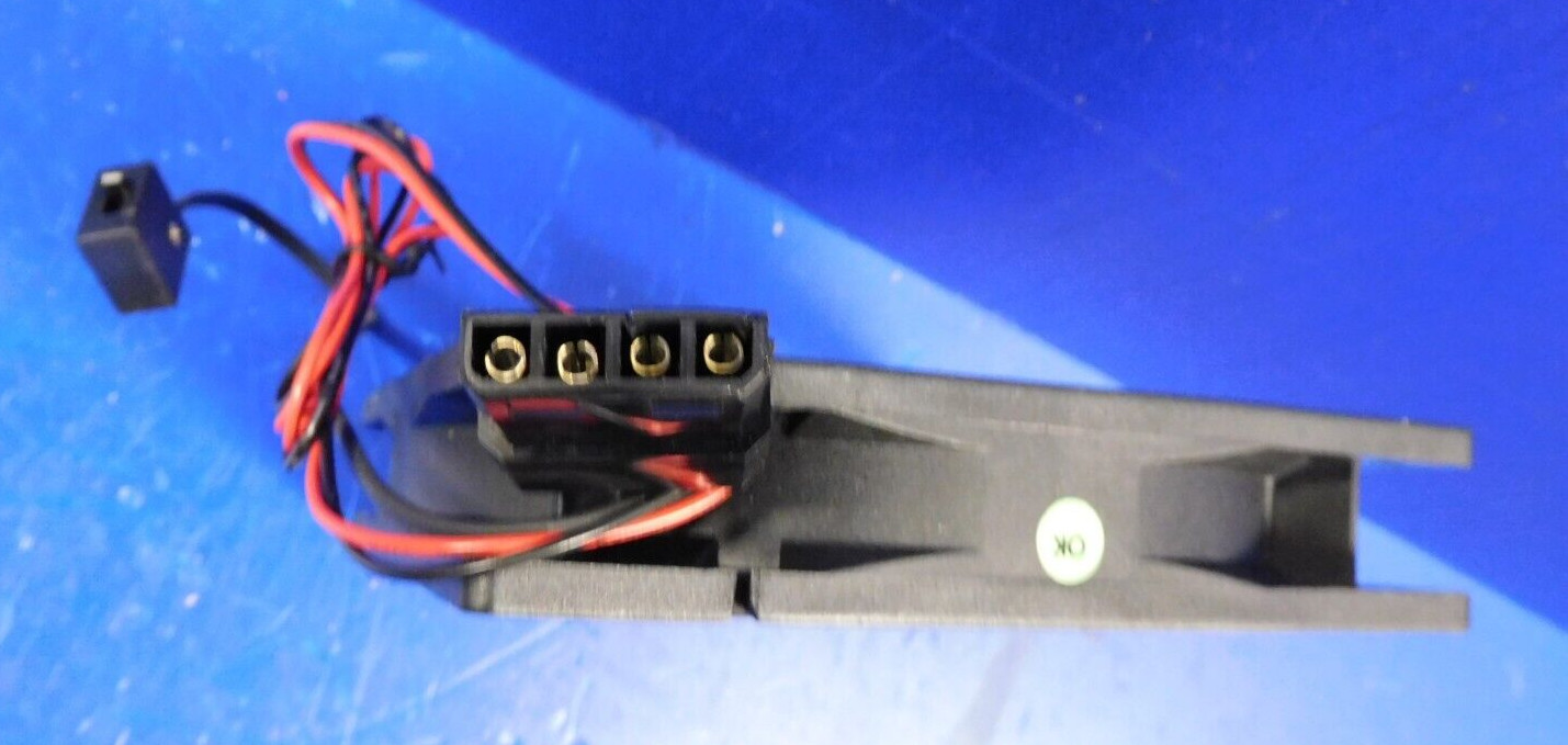 NEW Antec TriCool 120mm Computer PC Case FAN AT-12/SC 4-Pin 3-Speed Switch / BOX