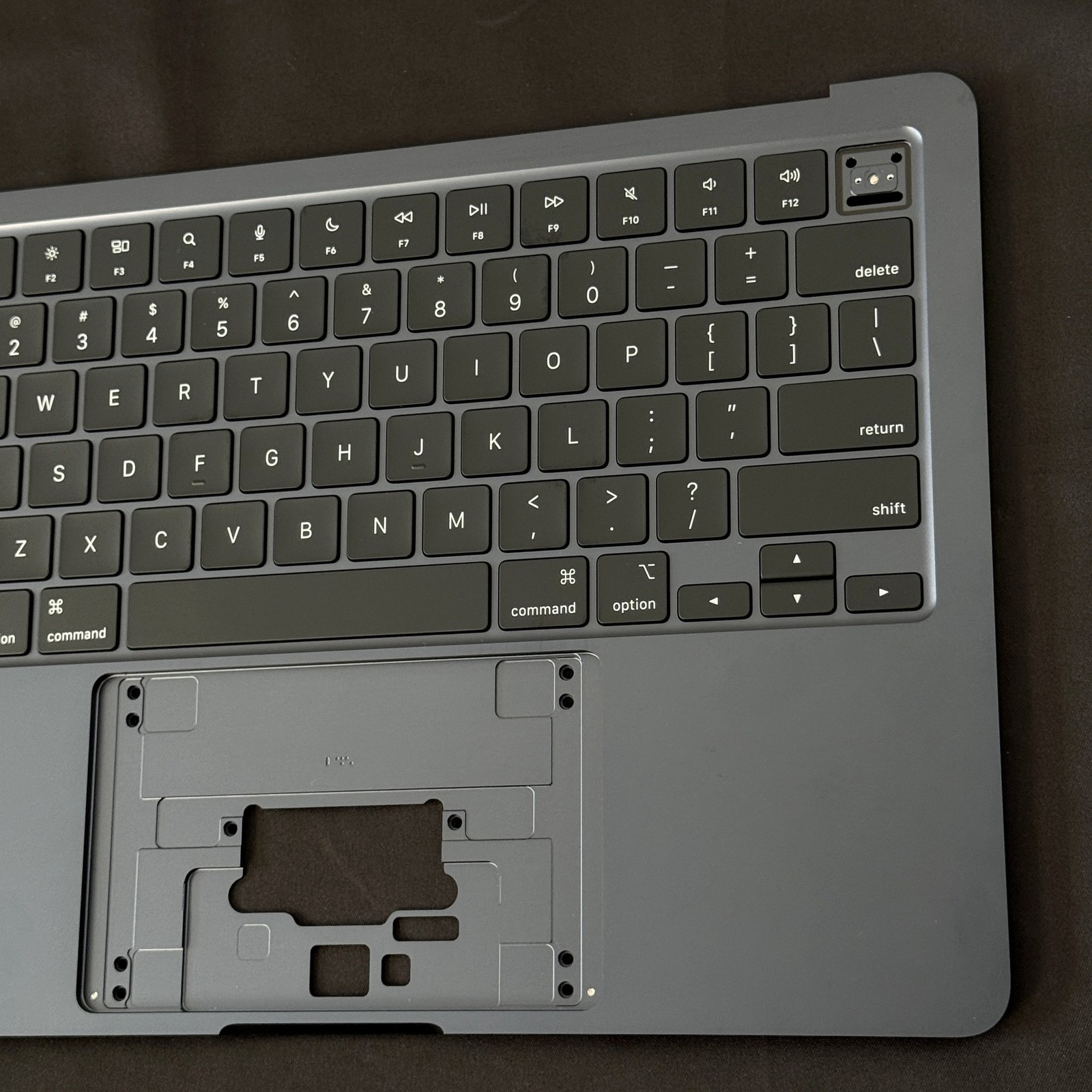 OEM Apple MacBook Air 13 inch A3240 M4 2025 Top Case Keyboard Midnight