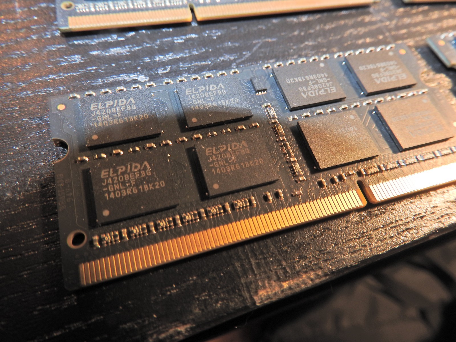 Elpida 8GB 4Rx8 PC3L-12800S-11-12-F3 Ram