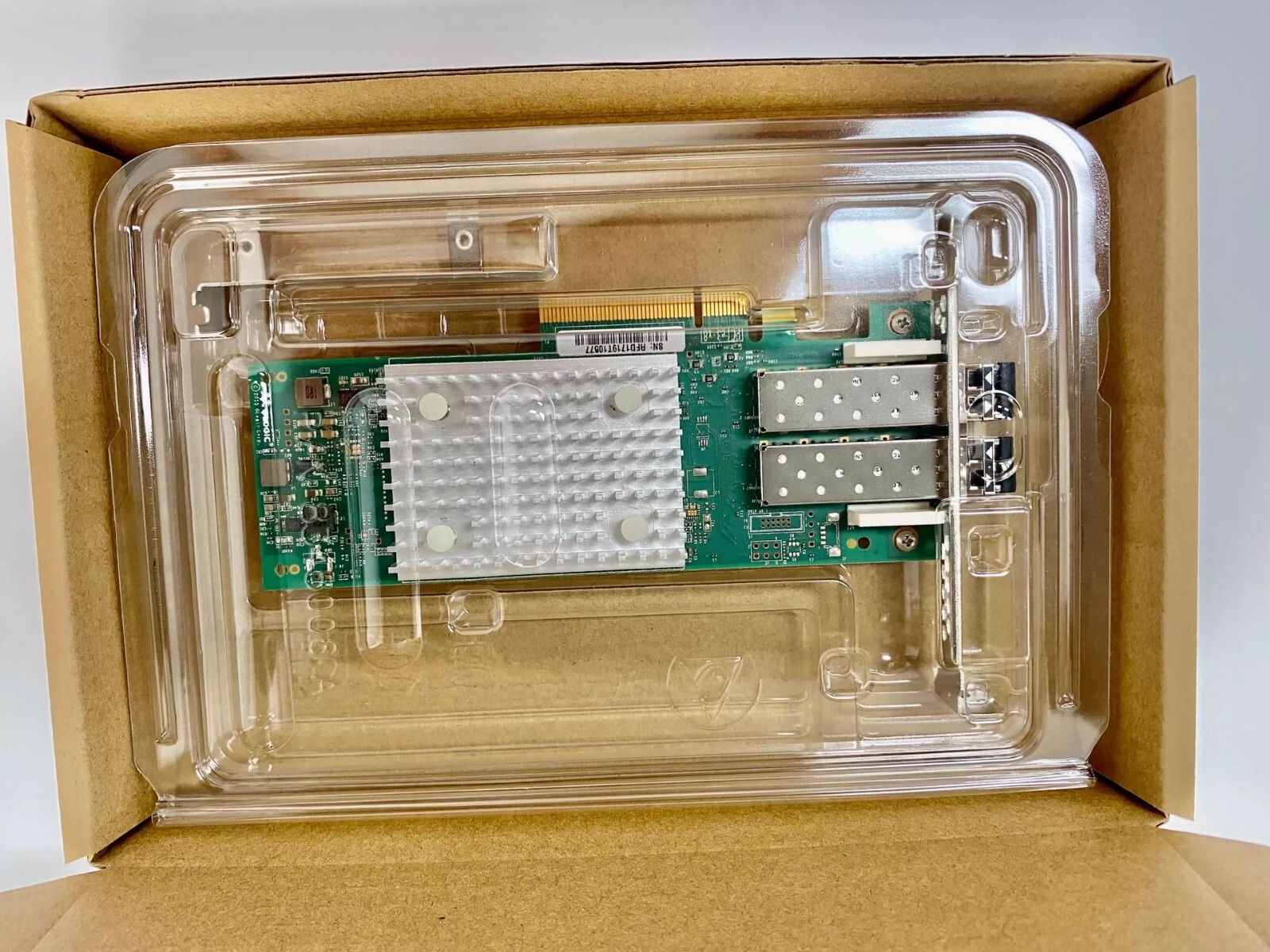 Dell QLogic QLE2692 Dual Port Fibre Channel 16Gb PCI-e 3.0 HBA FC FH with 2 SFP+
