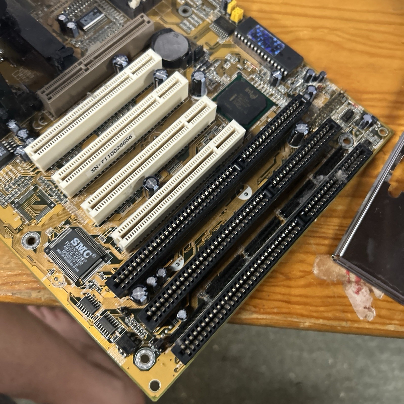 Slot 1 ATX Intel 440LX AGP ISA PCI SIMM SDRAM Biostat M6TLC Working Tested PII