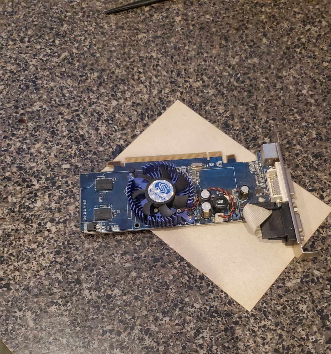 SAPPHIRE ATI Radeon X1550 PCI Express 256MB DDR2 DVI-I VGA S-Video TV-Out