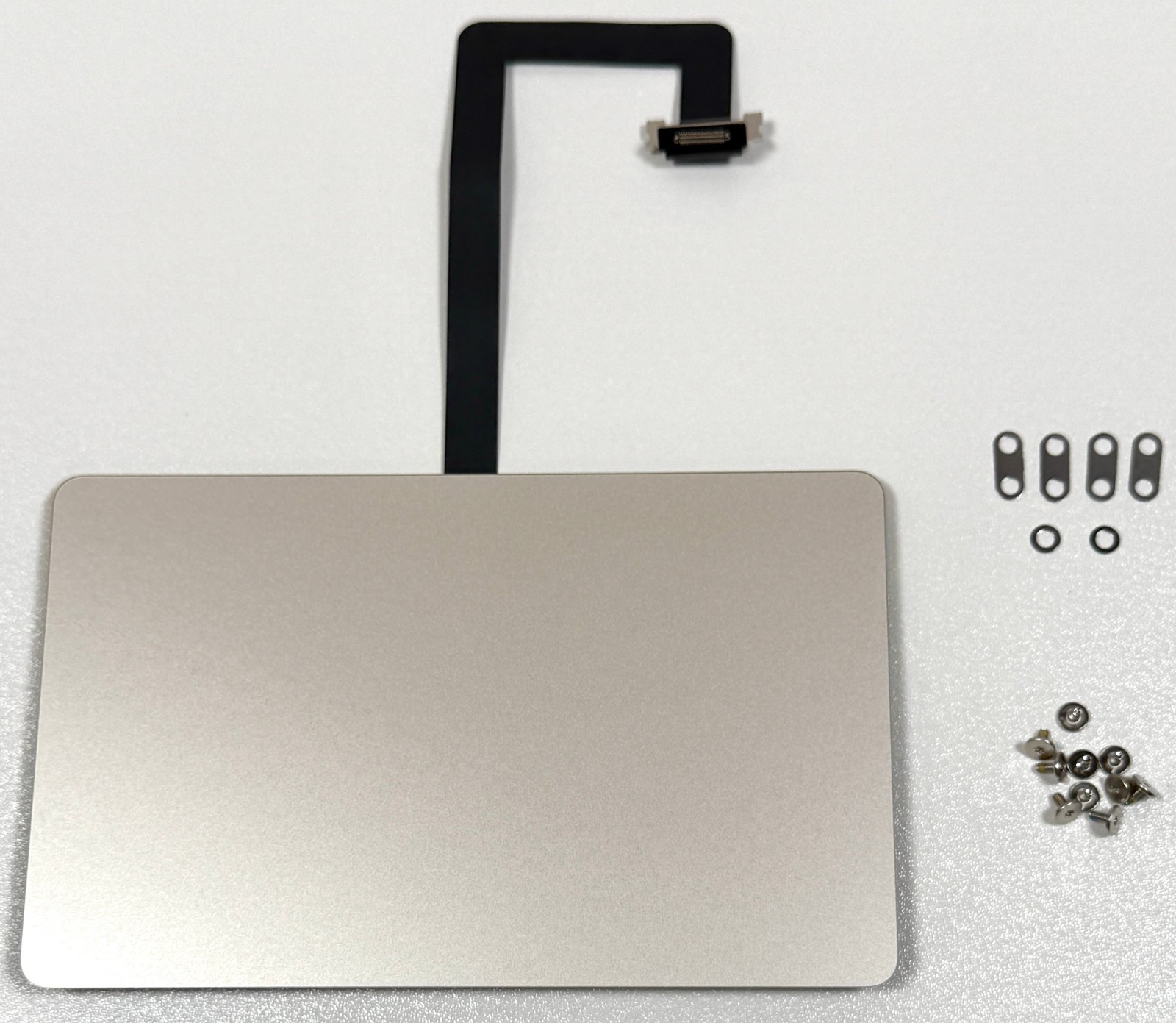 Apple MacBook Air 13″ Starlight M4 2025 A3240 Trackpad and Cable Original NEW