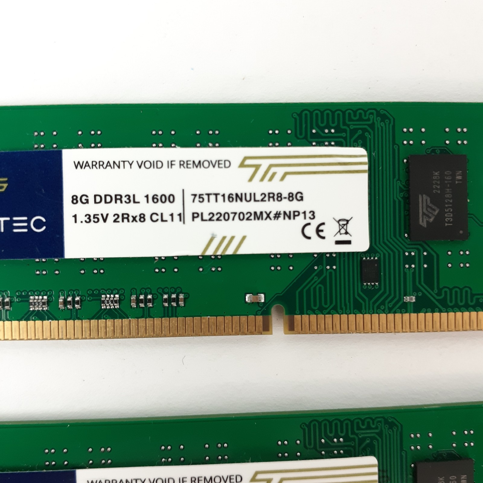 Timetec 24GB (3x8GB) DDR3L 1600MHz DIMM 240-Pin Desktop RAM 75TT16NUL2R8-8G