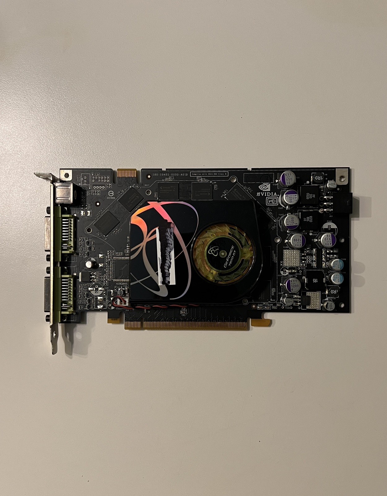 XFX NVIDIA GeForce 7900 GS 256MB GDDR3 SDRAM PCI Express x16 Graphics adapter
