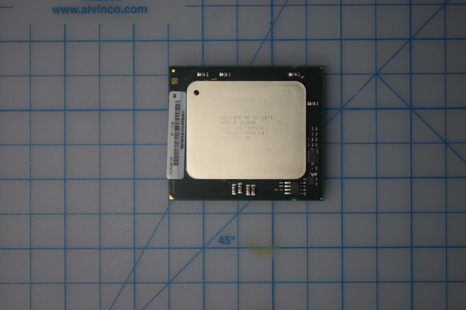 INTEL Xeon Processor E7-4870 30M Cache 2.40 GHz 6.40 GT/S QPI Grade A SLC3T