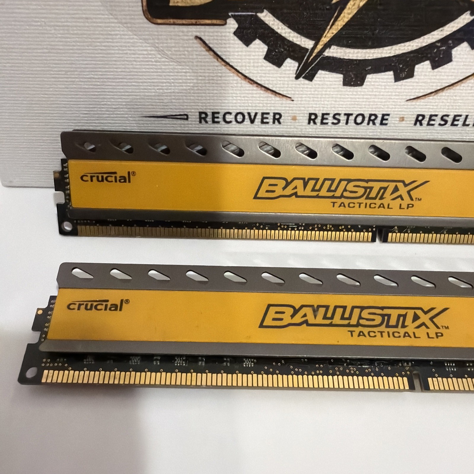 Crucial Ballistix Tactical LP 16GB 2×8 DDR3L 1600MHz CL8 1.35V BLT8G3D1608ET3LX0