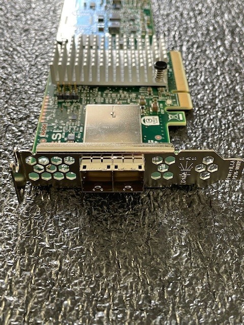Oracle SAS 9300-8e 12Gb/s SATA/SAS 8-Port SAS3 PCI-E Host Bus Adapter 7085208