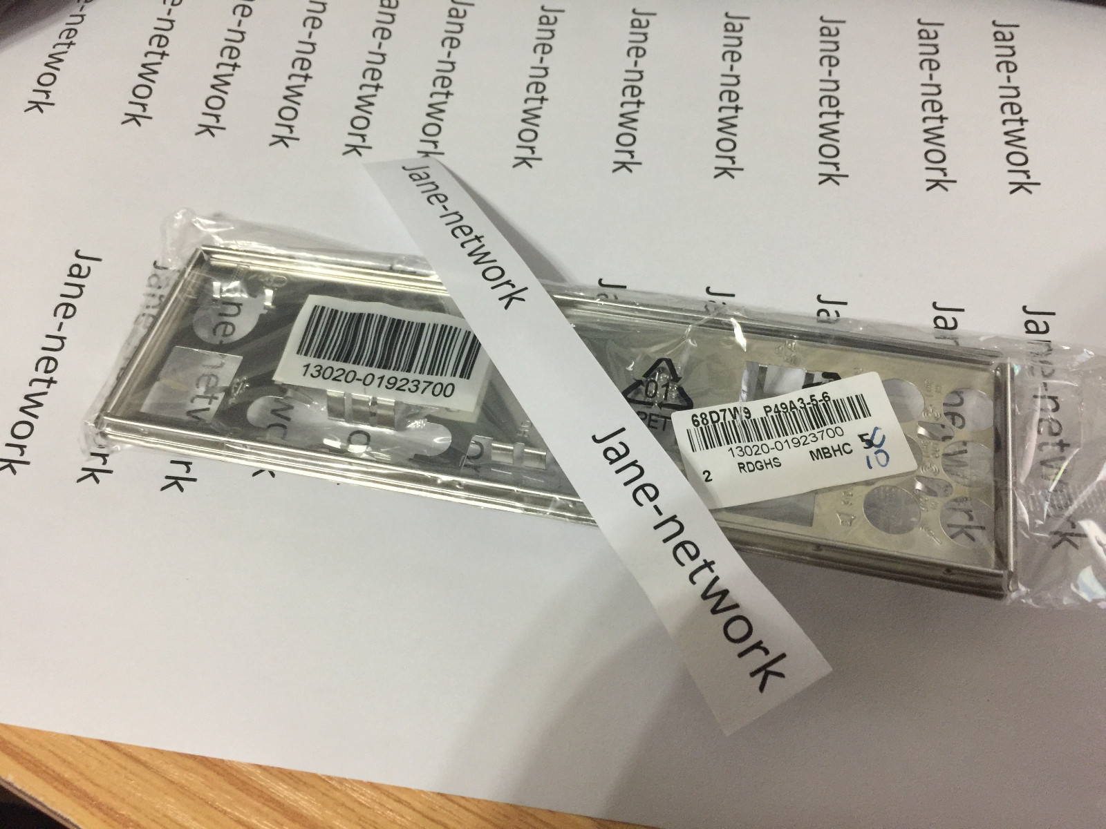 original new I/O Shield for B250M-PLUS、B150M-PLUS、B150M-PLUS B150M-PLUS D3