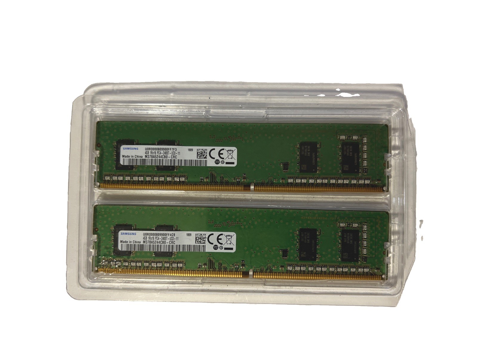 Samsung DDR4 8GB Kit 2x4GB UDIMM PC4-2400T 288-Pin Non-ECC M378A5244CB0-CRC