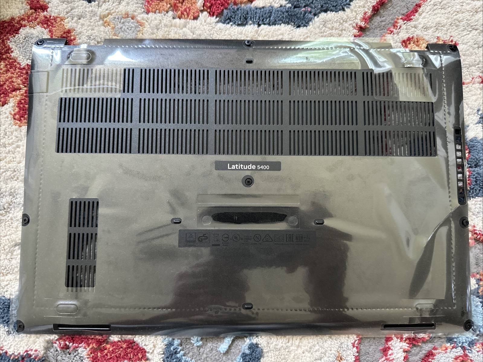DELL LATITUDE 5400 ORIGINAL BOTTOM COVER | DP/N: VKF08 0VKF08 Uc2