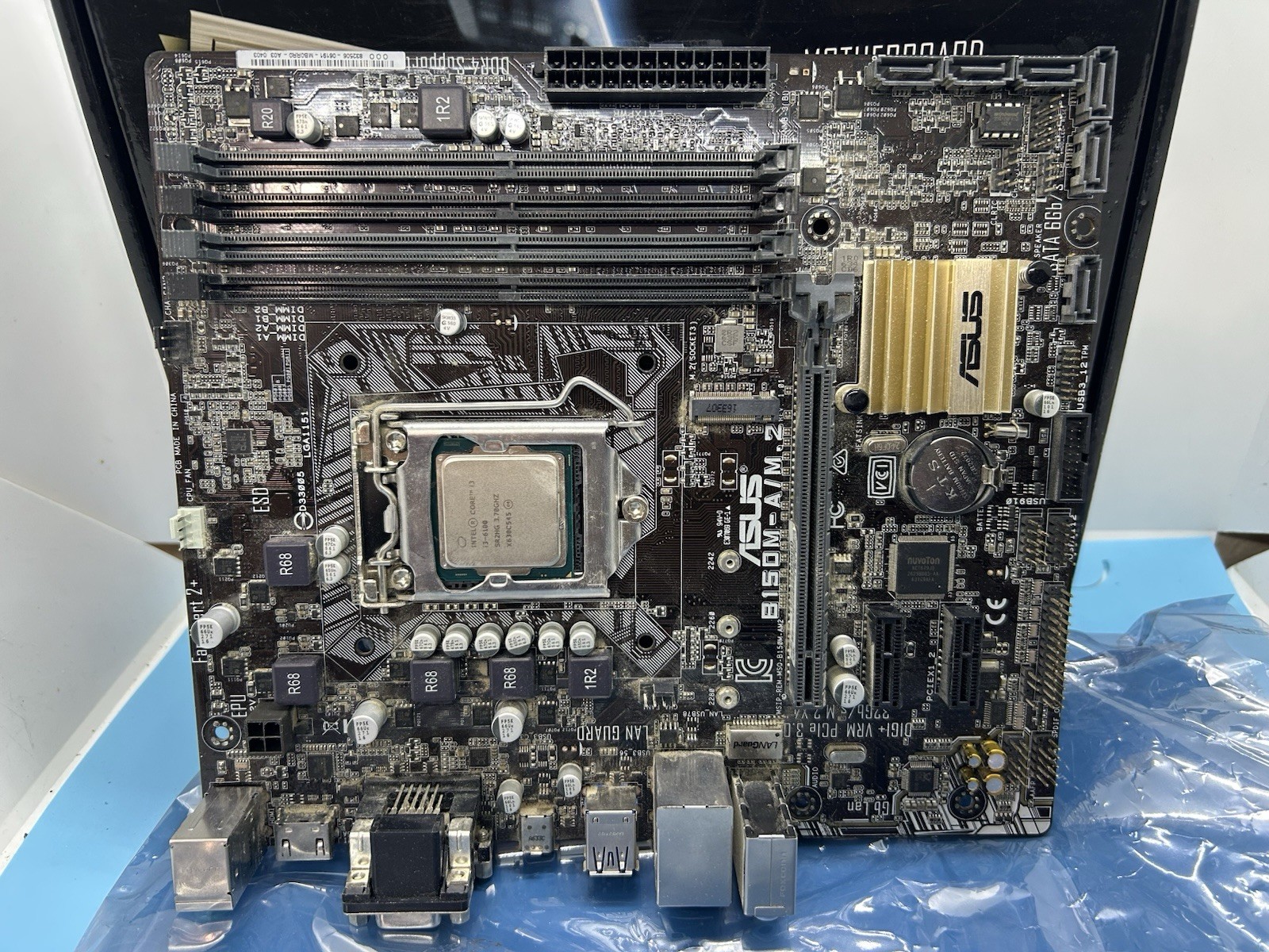 ASUS B150M-A/M.2 LGA1151 Micro ATX Motherboard W/ i3 CPU Only. (no I/O shield)