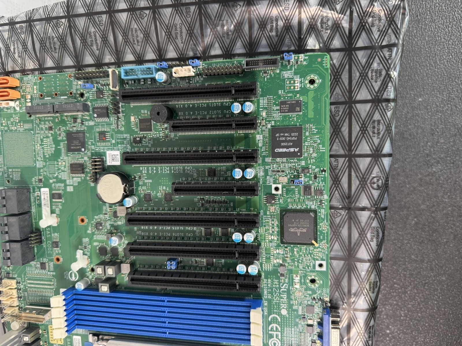 Supermicro H12SSL-i ATX SP3 DDR4 Server Motherboard w/ AMD EPYC 7K62 48-Core CPU