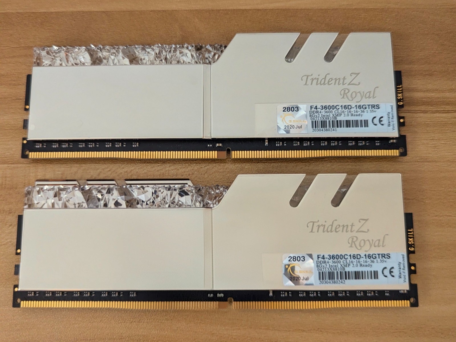 G.SKILL Trident Z Royal 16GB DDR4-3600 F4-3600C16D-16GTRS 2x8GB CL16 1.35V XMP