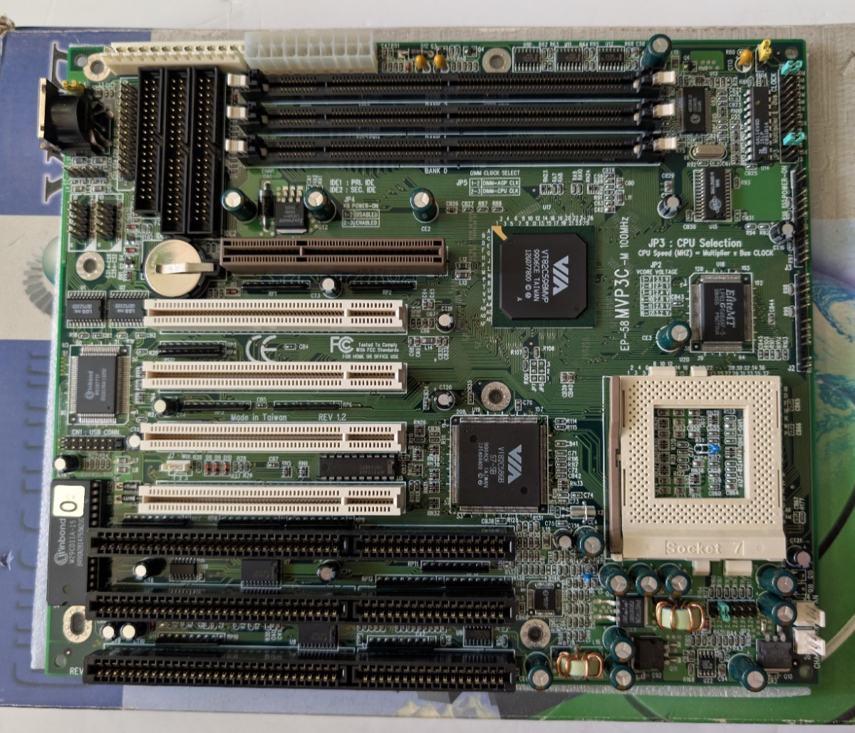 EPoX EP‑58MVP3C‑M 100Mhz Super Socket 7 Boxed MB, Manual, CDs, No CPU, Untested