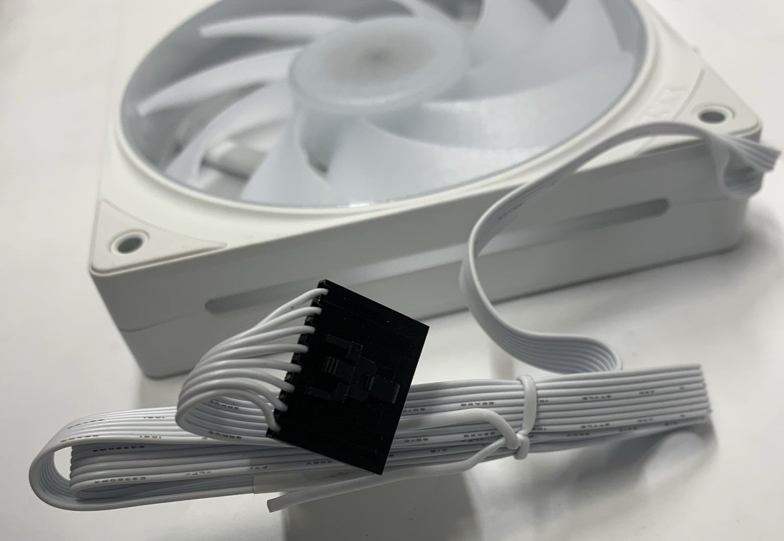 NZXT F360 RGB Core 360mm Single-Frame Fan Unit 3x120mm aRGB Airflow White