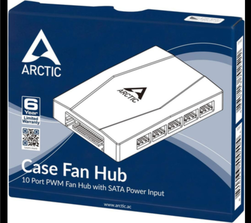 Case Fan Hub – 10-Fold PWM Fan Distributor with SATA Power – Black