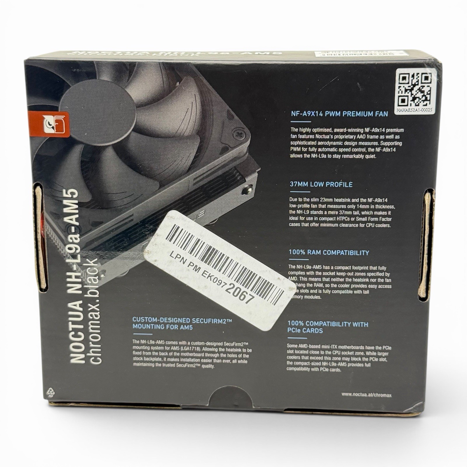 Noctua NH-L9a-AM5 chromax.black 92mm CPU Fan with Heatsink